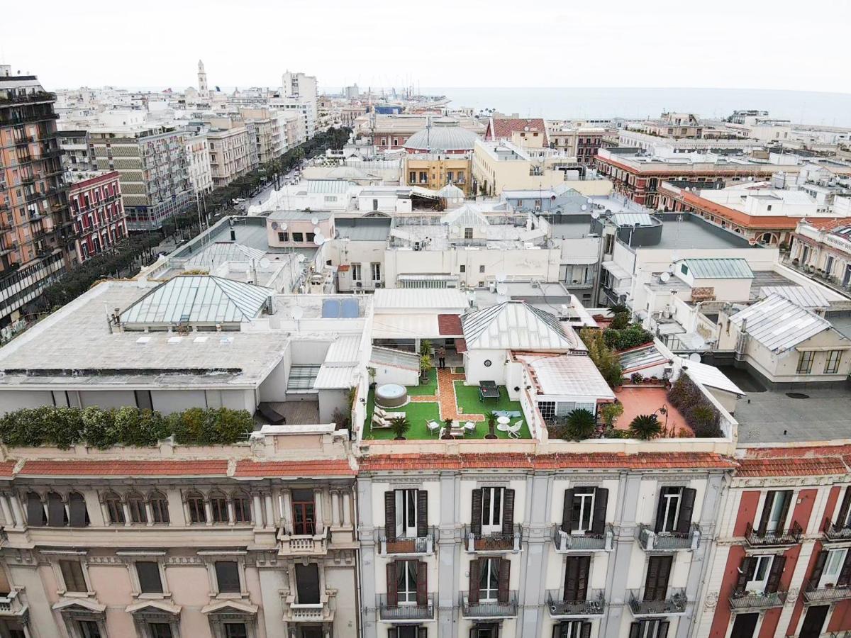 Ferienwohnung Apulialux Private 100Mq Rooftop Oasis W Jacuzzi Bari Exterior foto