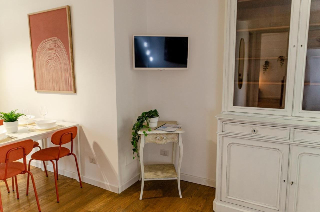 Ferienwohnung Apulialux Private 100Mq Rooftop Oasis W Jacuzzi Bari Exterior foto